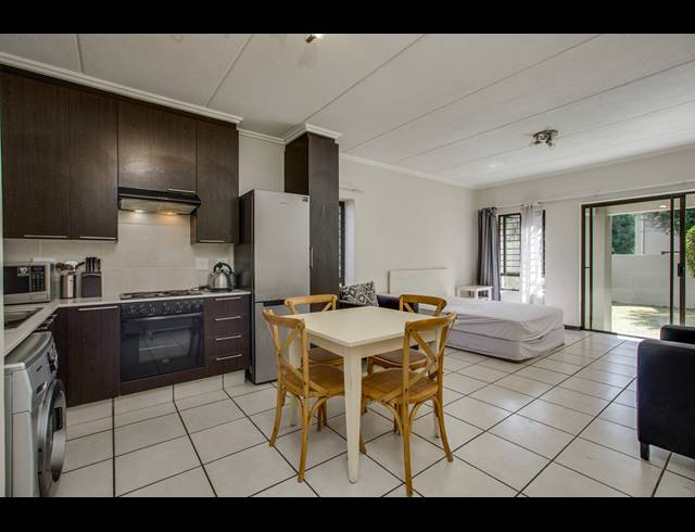 0.5 BEDROOM APARTMENT FOR SALE IN PAULSHOF